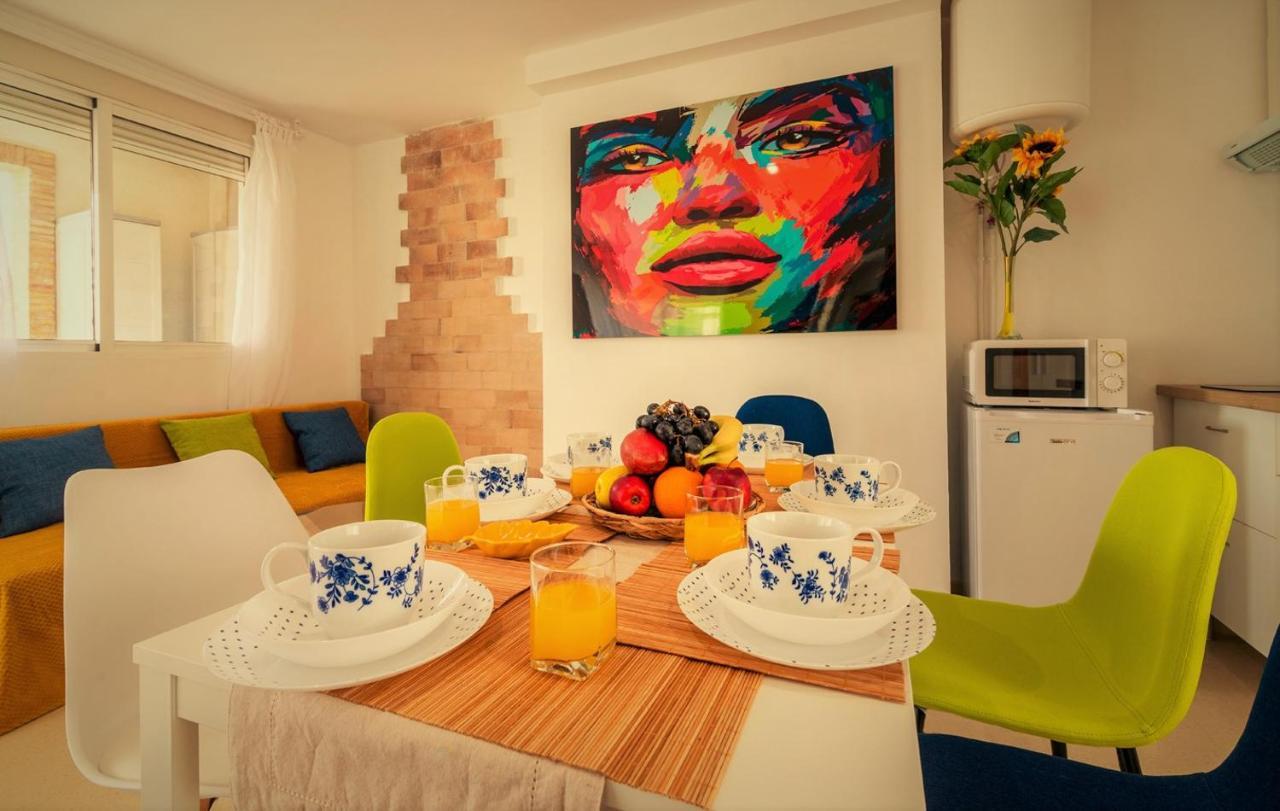 Penthouse Duplex In A 4 Floors Spanish House -8 Min To Center By Metro Apartament