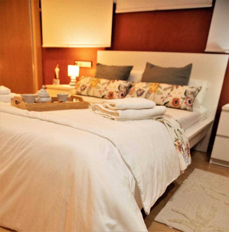 Penthouse Duplex In A 4 Floors Spanish House -8 Min To Center By Metro * València