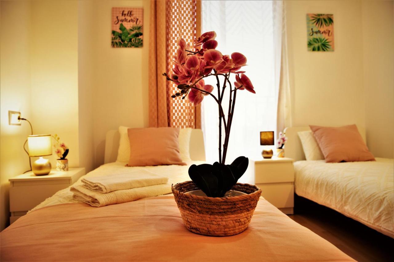 Apartament Penthouse Duplex In A 4 Floors Spanish House -8 Min To Center By Metro *