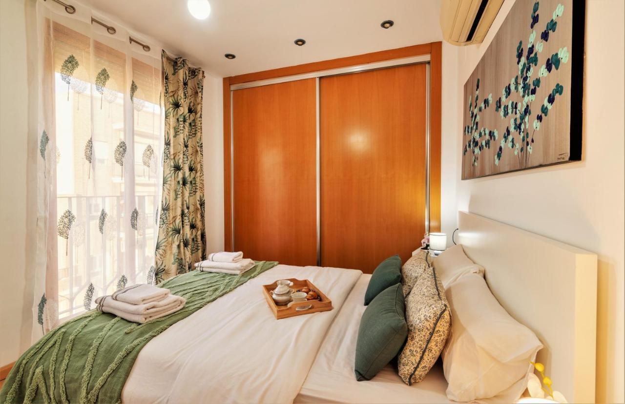 Apartament Penthouse Duplex In A 4 Floors Spanish House -8 Min To Center By Metro