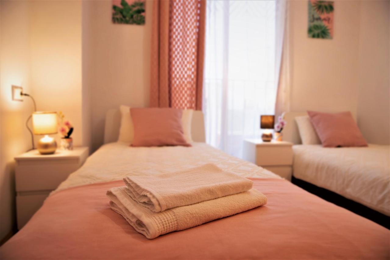 Apartament Penthouse Duplex In A 4 Floors Spanish House -8 Min To Center By Metro València